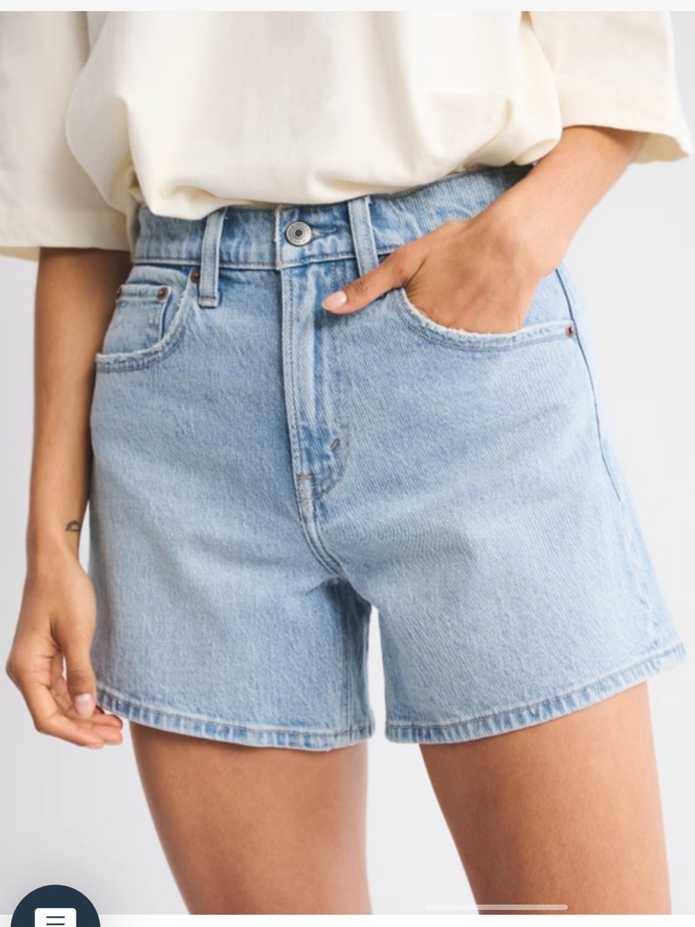 Abercrombie and Fitch curve love the dad short 7" high rise denim shorts Size 8 - Picture 4 of 14